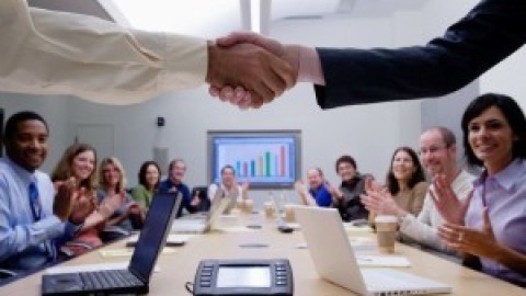 7 practical tips for holding productive meetings